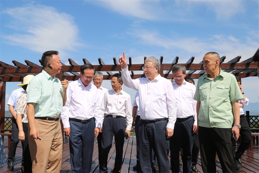 2024.06.23全國政協副主席、民盟中央常務副主席、中國科學院院士、清華大學副校長王光謙蒞臨金徽股份視察.jpg