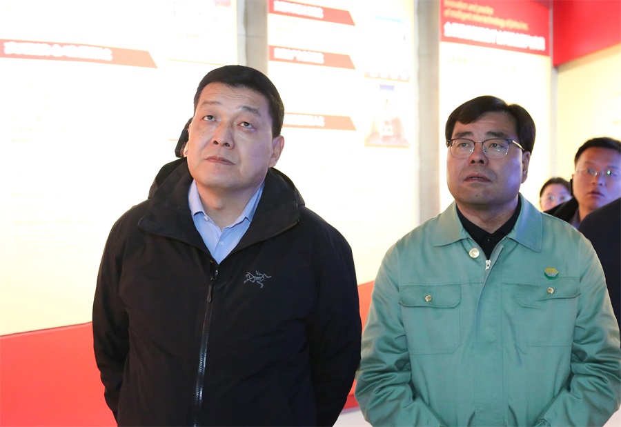 38-2023年12月，民建甘肅省委員會主任委員，全國政協委員，甘肅省政協常委，省生態環境廳廳長，省核安全局局長葛建團蒞臨金徽股份調研。.jpg